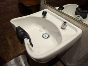 シャンプー台